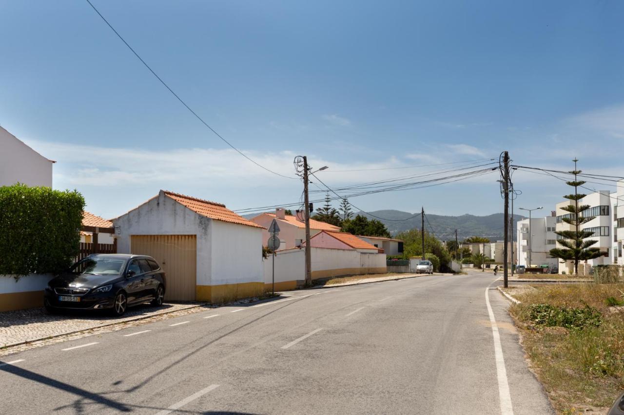 Joivy 3-Br Cottage With Terrace And Garden In Colares Sintra Extérieur photo